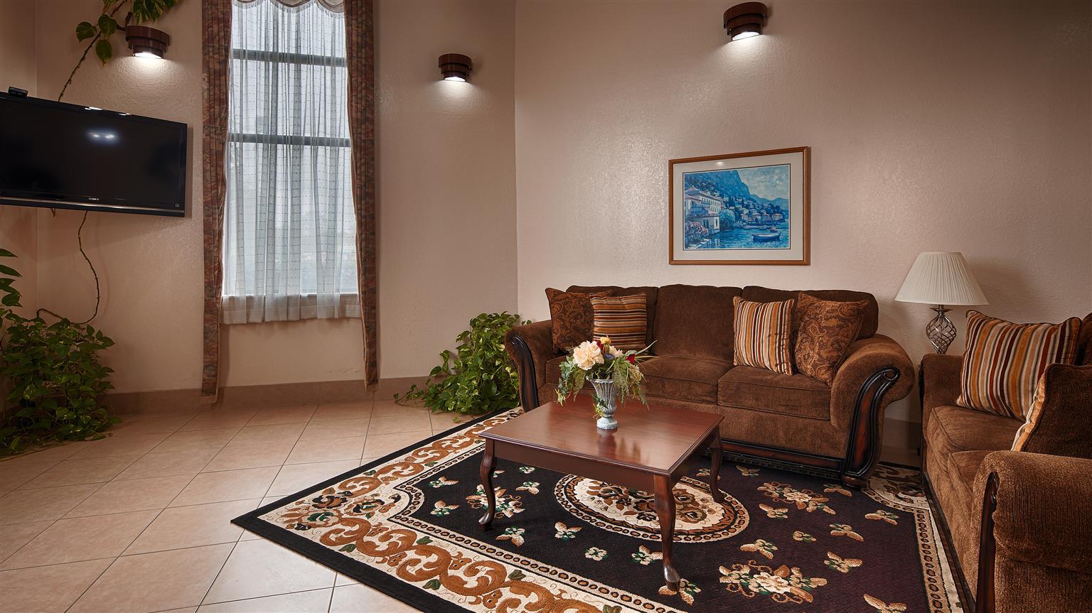 Red Roof Inn & Suites Jackson - Richland מראה חיצוני תמונה