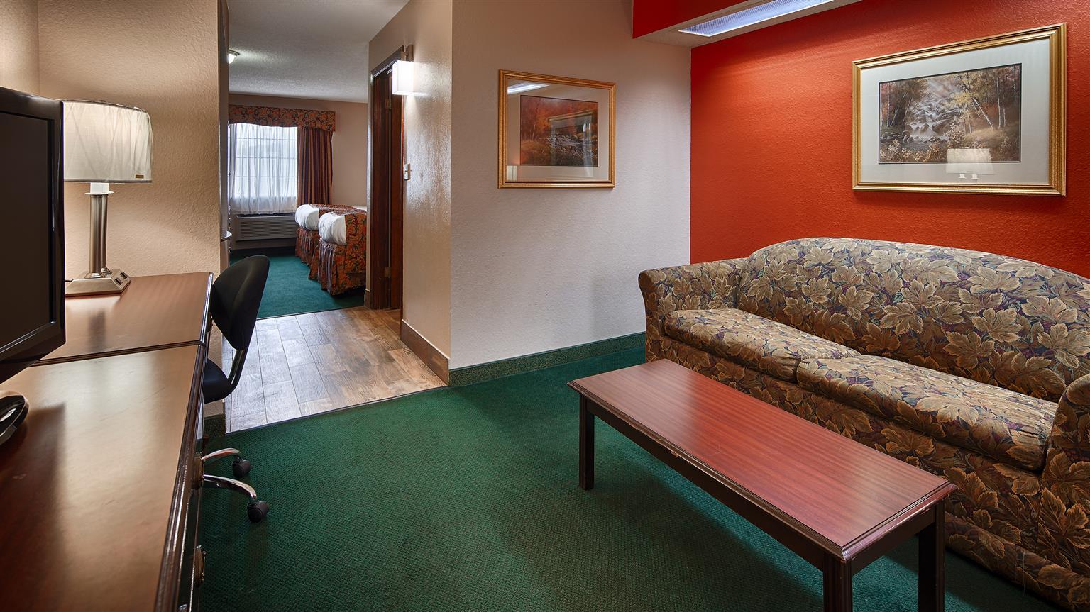 Red Roof Inn & Suites Jackson - Richland מראה חיצוני תמונה