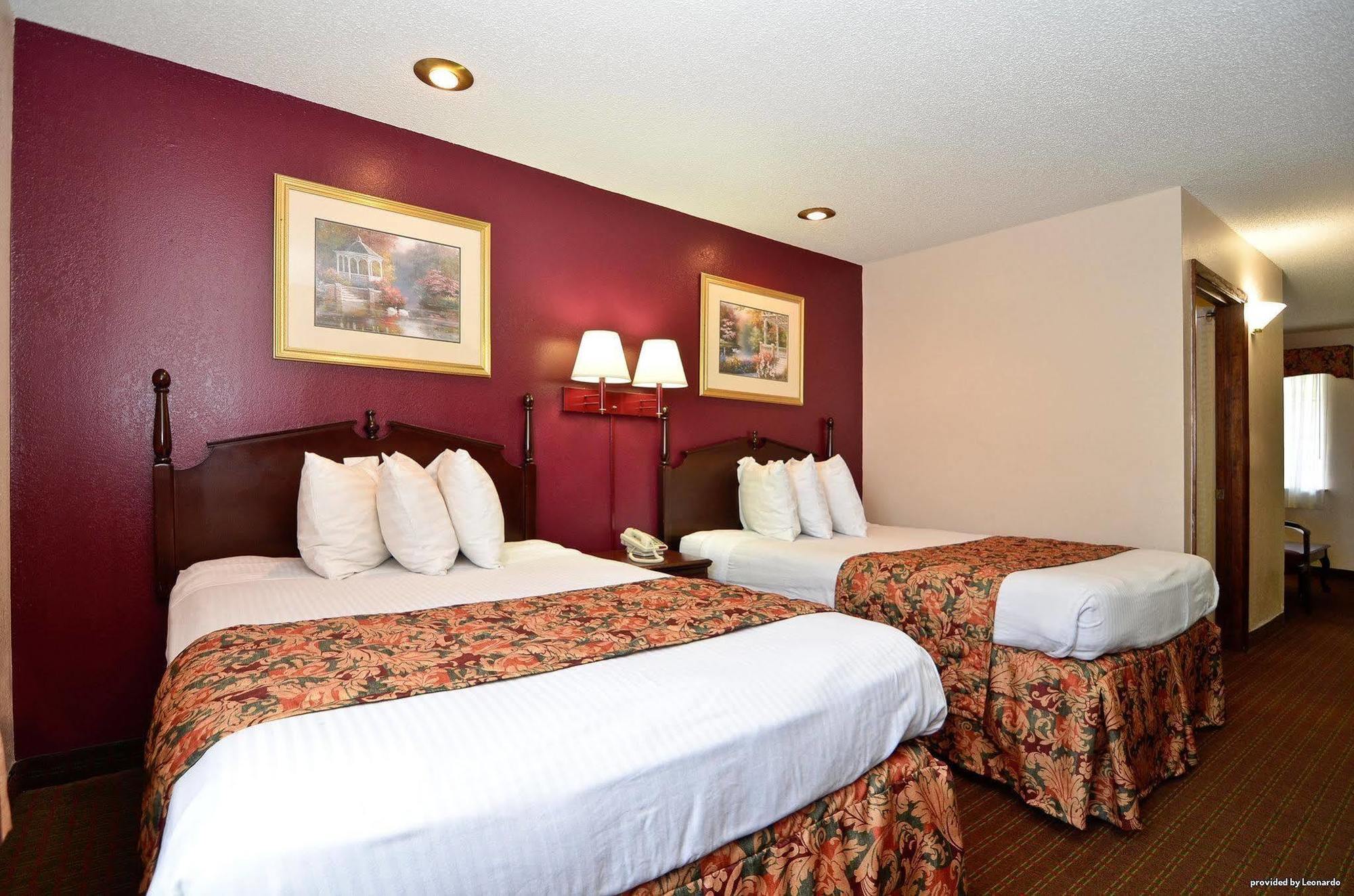 Red Roof Inn & Suites Jackson - Richland מראה חיצוני תמונה