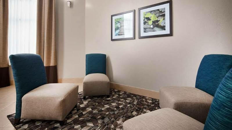 Red Roof Inn & Suites Jackson - Richland מראה חיצוני תמונה